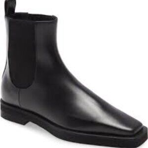 TOTEME square-toe Chelsea boots sz 40